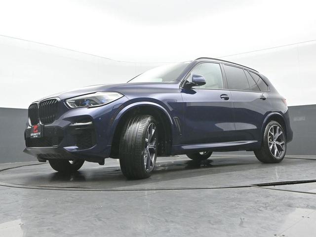 Photo of 2022 Tanzanite Blue II Metallic BMW X5