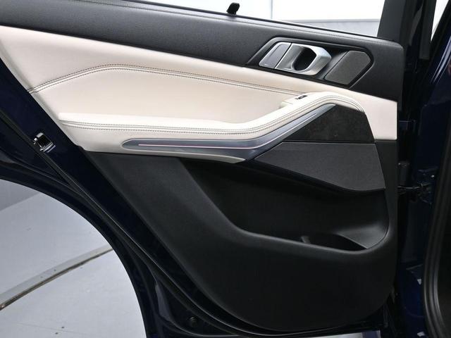 Photo of 2022 Tanzanite Blue II Metallic BMW X5