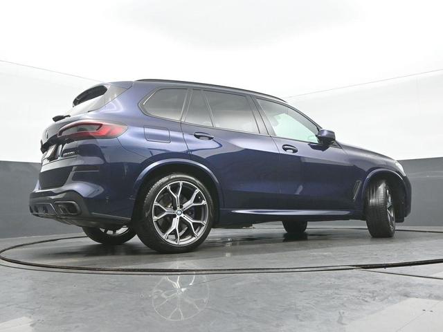 Photo of 2022 Tanzanite Blue II Metallic BMW X5