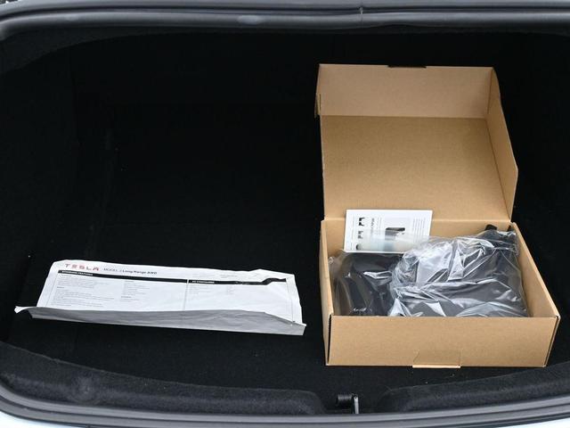 Photo of 2025 Pearl White Multi-Coat Tesla Model 3