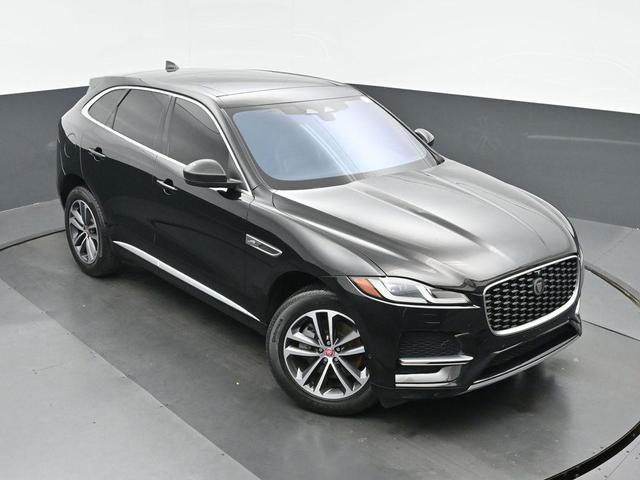 Photo of 2021 Black Jaguar F-PACE