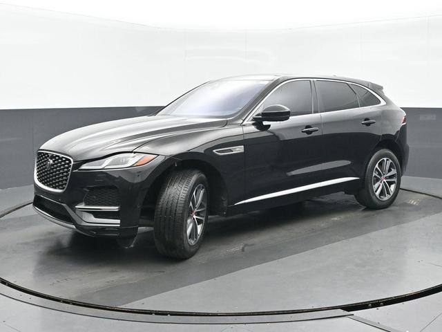 Photo of 2021 Black Jaguar F-PACE