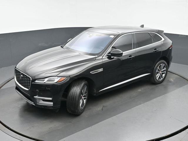 Photo of 2021 Black Jaguar F-PACE