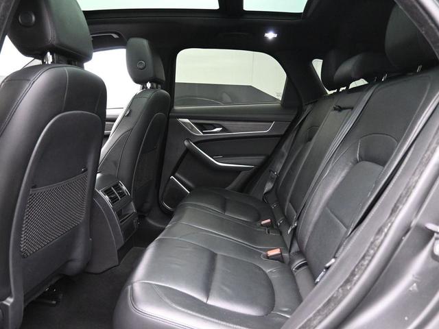 Photo of 2021 Black Jaguar F-PACE