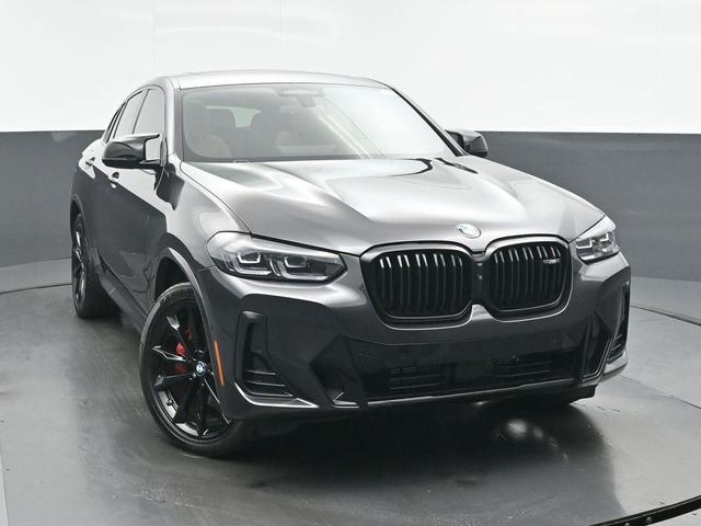 Photo of 2022 Dark Graphite Metallic BMW X4