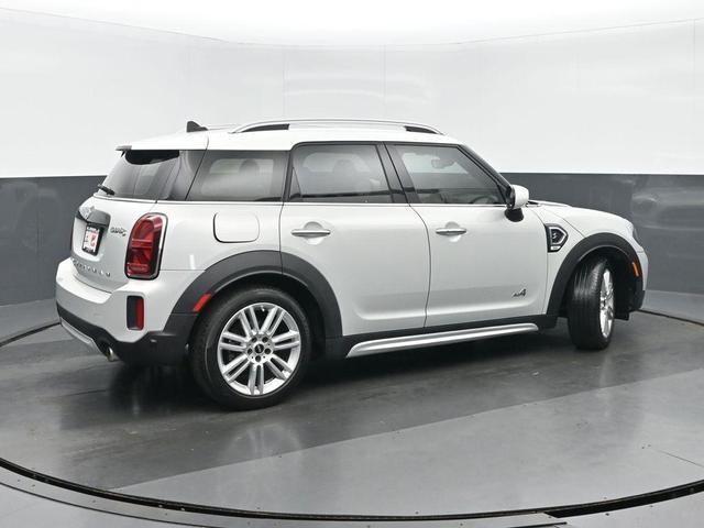 Photo of 2023 White Silver Metallic MINI Countryman