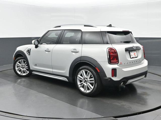 Photo of 2023 White Silver Metallic MINI Countryman