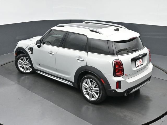 Photo of 2023 White Silver Metallic MINI Countryman
