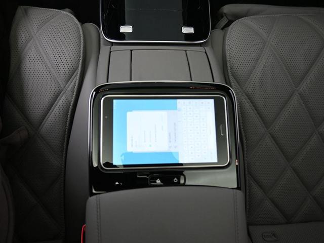 Photo of 2022 Black Mercedes-Benz Maybach S 580