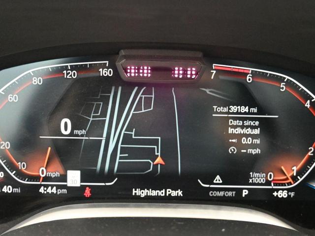 Photo of 2022 Black Sapphire Metallic BMW 750