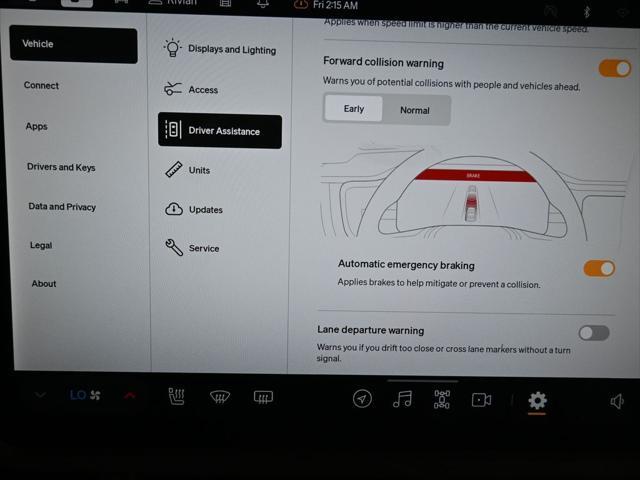 Photo of 2023 LA Silver Rivian R1T