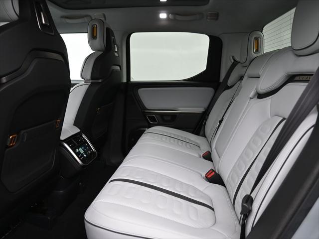 Photo of 2023 LA Silver Rivian R1T