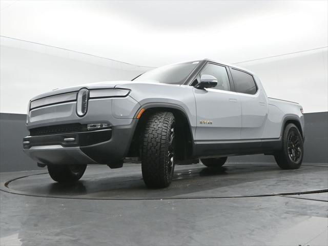 Photo of 2023 LA Silver Rivian R1T