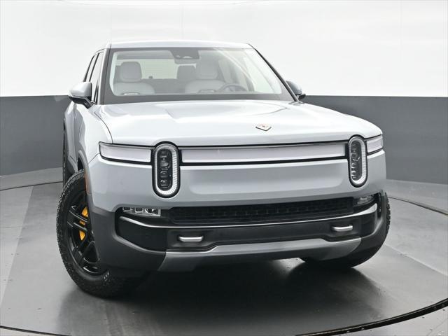 Photo of 2023 LA Silver Rivian R1T