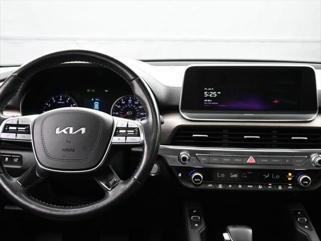 Photo of 2022 Dark Moss Kia Telluride