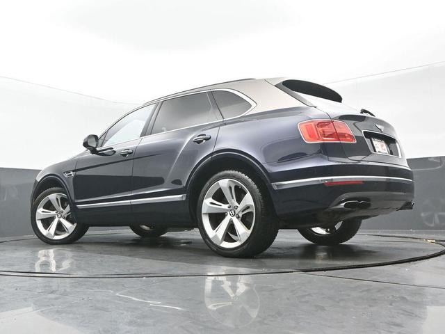 Photo of 2019 Blue Bentley Bentayga