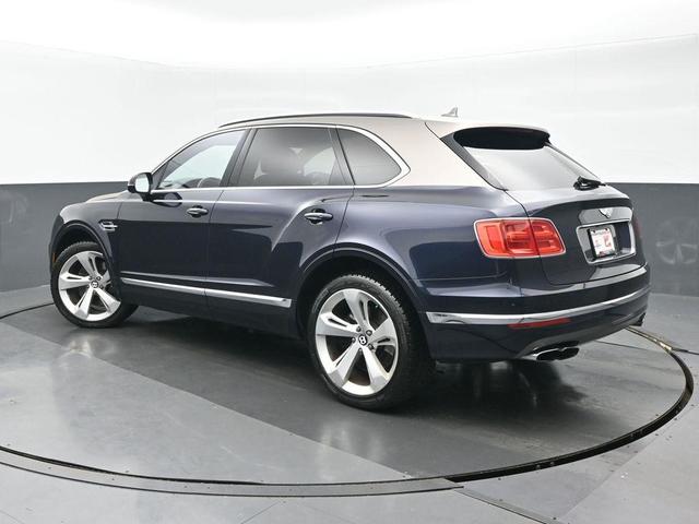 Photo of 2019 Blue Bentley Bentayga