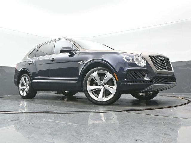 Photo of 2019 Blue Bentley Bentayga