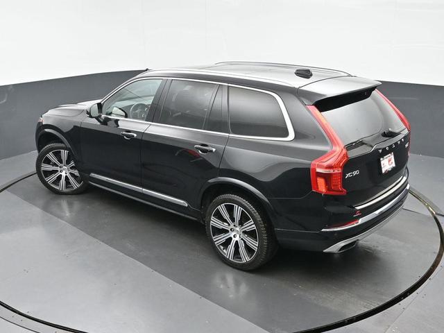 Photo of 2020 Onyx Black Metallic Volvo XC90