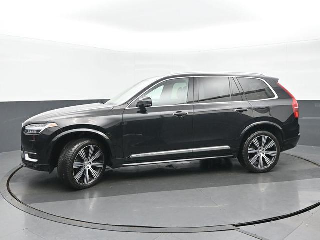 Photo of 2020 Onyx Black Metallic Volvo XC90