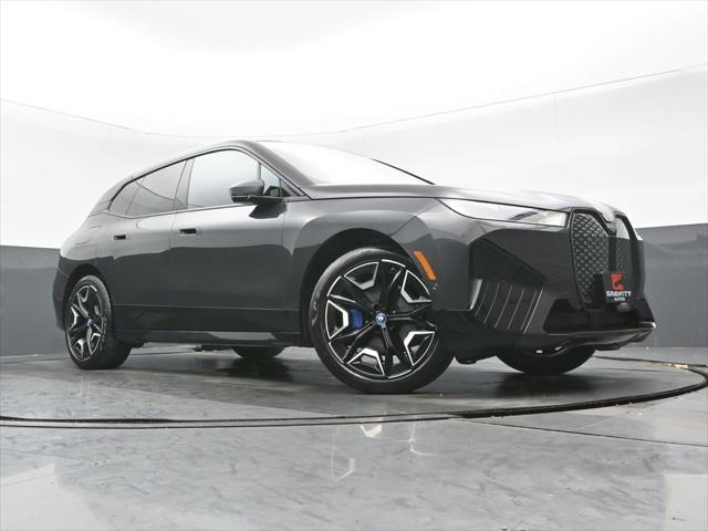 Photo of 2022 Dark Graphite BMW iX