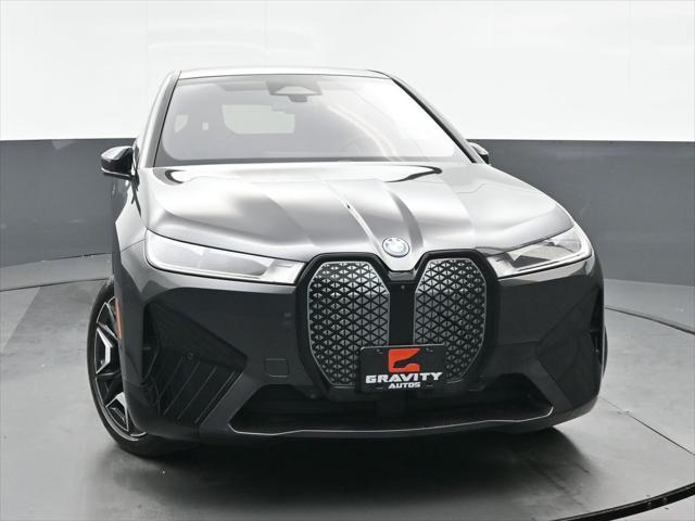 Photo of 2022 Dark Graphite BMW iX