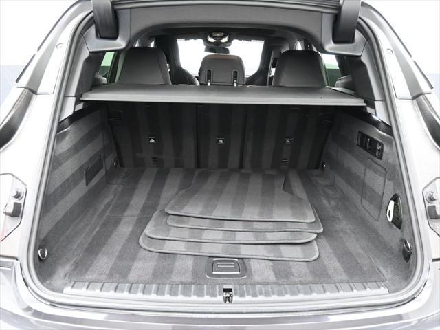 Photo of 2022 Dark Graphite BMW iX