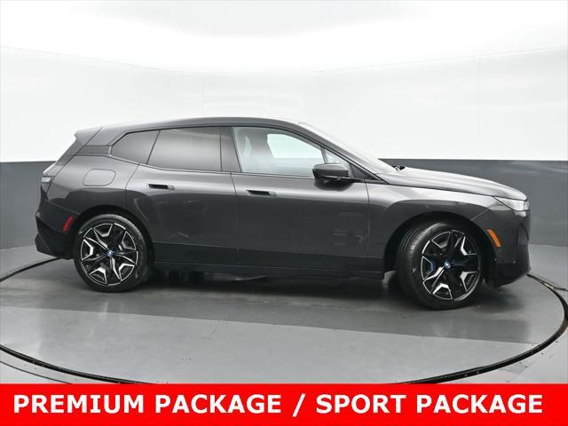 Photo of 2022 Dark Graphite BMW iX