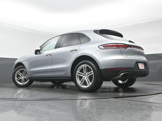 Photo of 2021 Dolomite Silver Metallic Porsche Macan
