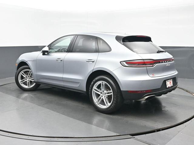 Photo of 2021 Dolomite Silver Metallic Porsche Macan
