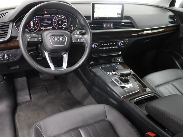 Photo of 2018 Manhattan Gray Metallic Audi Q5