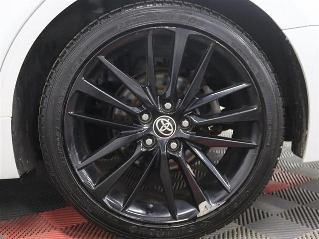 Photo of 2021 WHITE Toyota Camry
