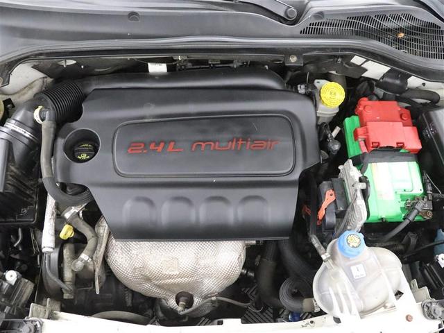 Photo of 2020 Bright White RAM ProMaster City