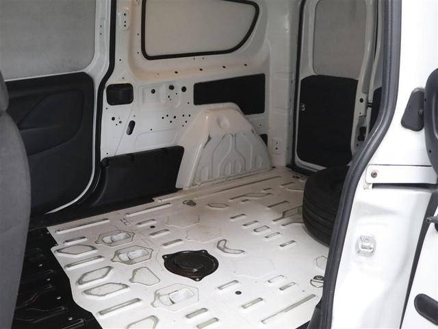 Photo of 2020 Bright White RAM ProMaster City
