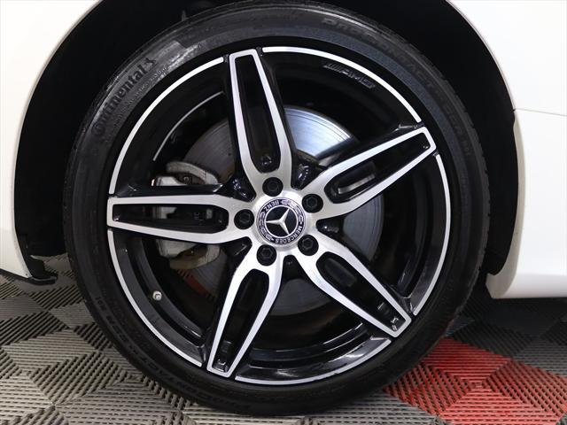 Photo of 2018 WHITE Mercedes-Benz E-Class