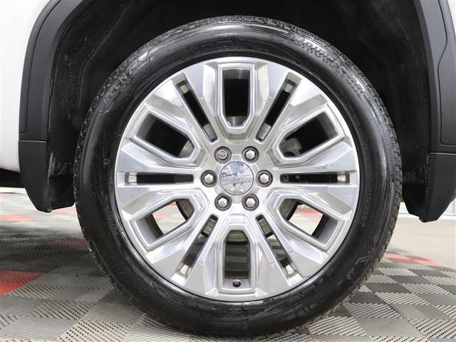 Photo of 2021 White Frost Tricoat GMC Sierra 1500
