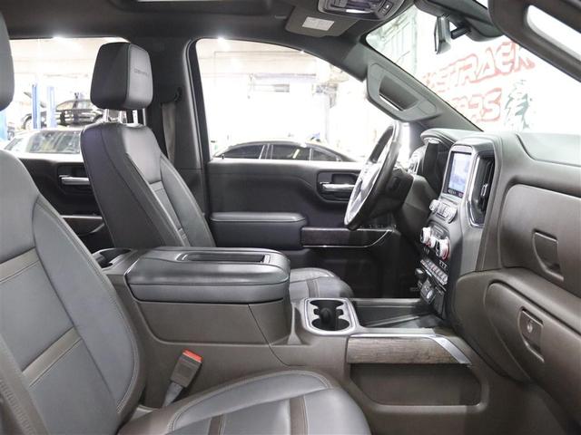 Photo of 2021 White Frost Tricoat GMC Sierra 1500
