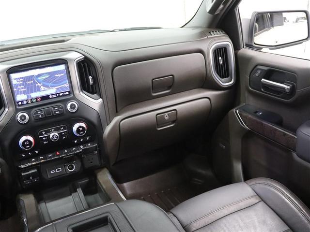 Photo of 2021 White Frost Tricoat GMC Sierra 1500