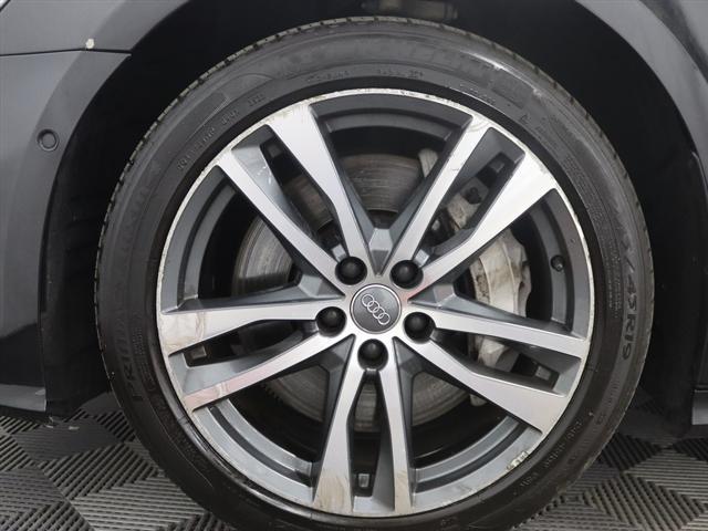 Photo of 2019 GRAY Audi A6