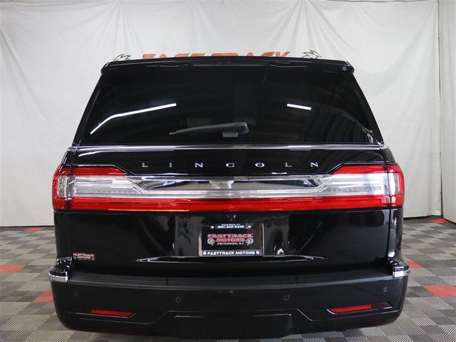 Photo of 2021 Infinite Black Lincoln Navigator