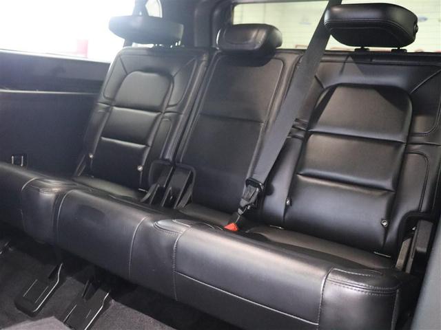 Photo of 2021 Infinite Black Lincoln Navigator