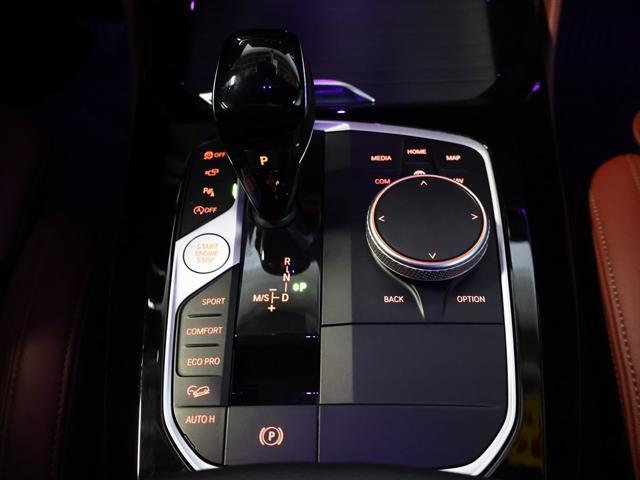 Photo of 2023 GRAY BMW X4