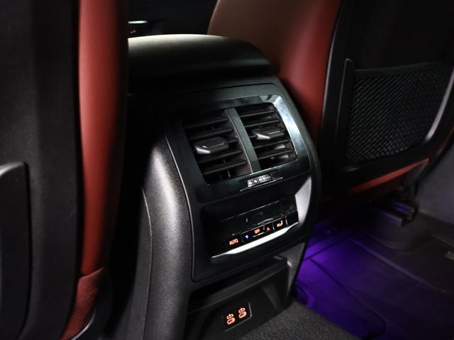 Photo of 2023 GRAY BMW X4