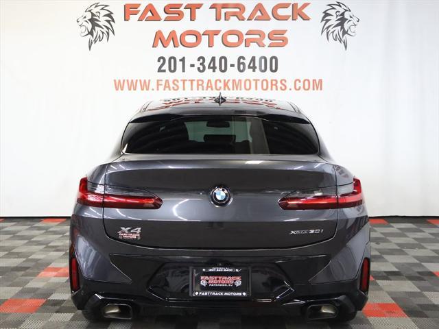 Photo of 2023 GRAY BMW X4
