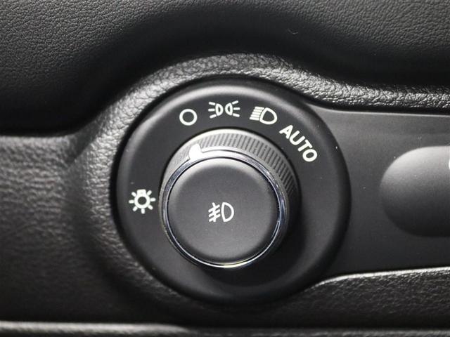Photo of 2021 WHITE Dodge Durango