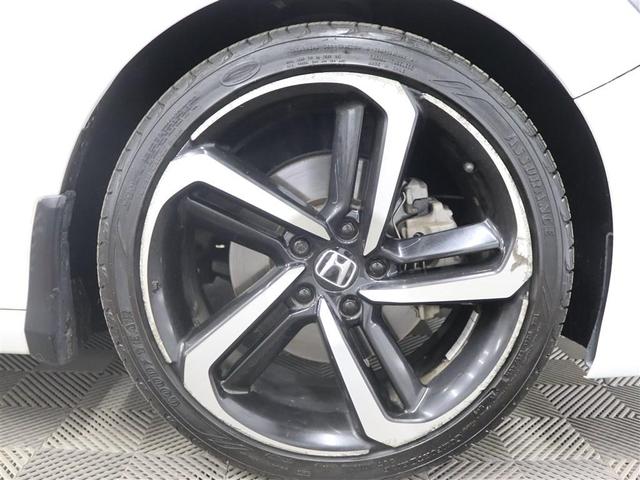 Photo of 2019 Platinum White Pearl Honda Accord