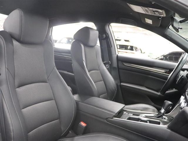 Photo of 2019 Platinum White Pearl Honda Accord