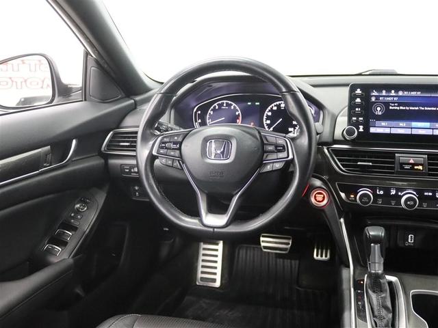Photo of 2019 Platinum White Pearl Honda Accord