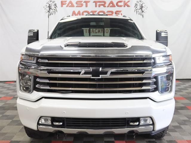 Photo of 2022 WHITE Chevrolet Silverado 2500