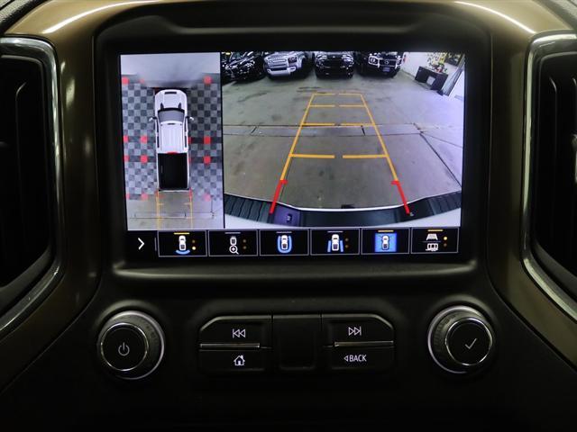 Photo of 2022 WHITE Chevrolet Silverado 2500